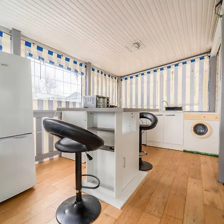 Holiday home Mobil-home 2 Avec Climatisation, Terrasse Et Piscine A - Fr-1-50-162 *